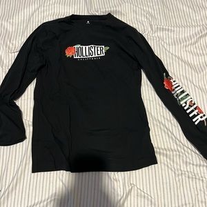 Hollister shirt- adult medium